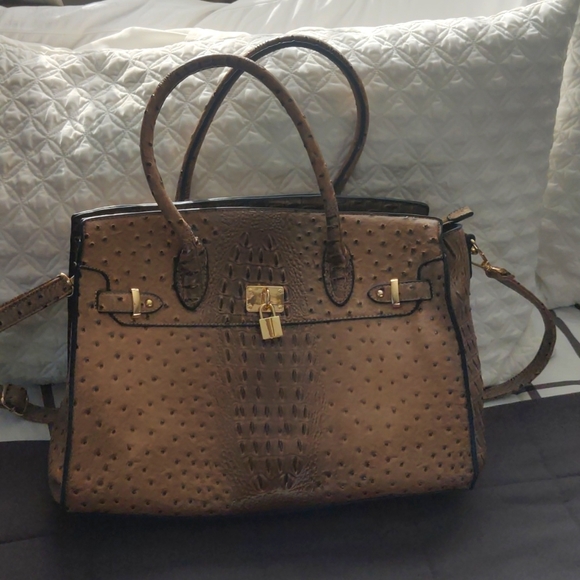 Ostrich Croc Padlock SatchelVegan LeatherFaux Ostrich Leather Zip top - Picture 3 of 8